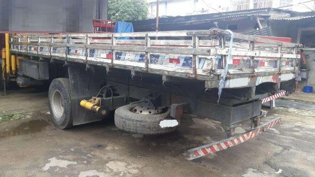 Vw 12140 com carroceria /SEM o guindaste