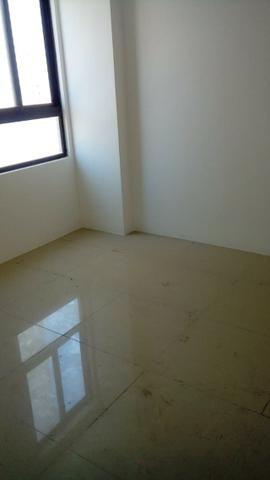 (EJ. Excelente apartamento em Porcelanato - Candeias - 2 Quartos (Suíte) - Foto 13