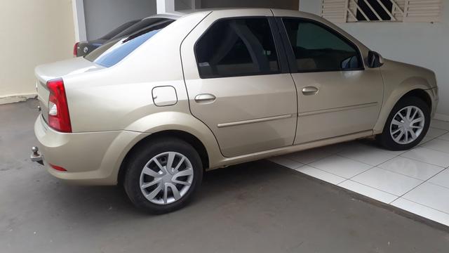Logan Renault 1.0 12/13 Sedan - Foto 2