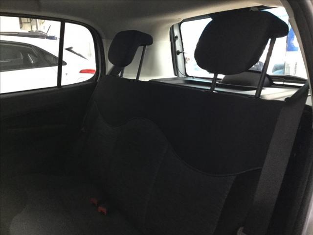 FIAT UNO 1.0 EVO ATTRACTIVE 8V FLEX 4P MANUAL - Foto 10