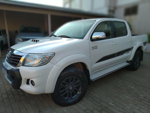 Toyota Hilux LIMITED 2015 IPVA 20 pago