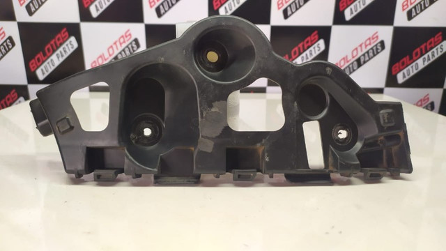Guia Do Para-choque Traseiro Esquerdo Original Renault Sandero 2017/2019 COD- *R