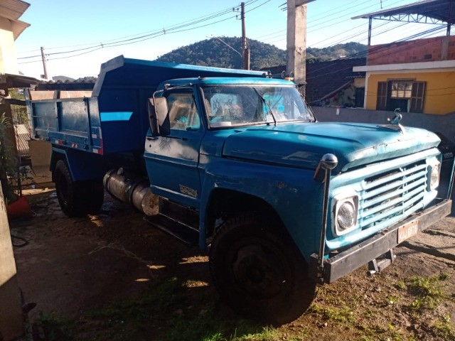 CAMINHÃO