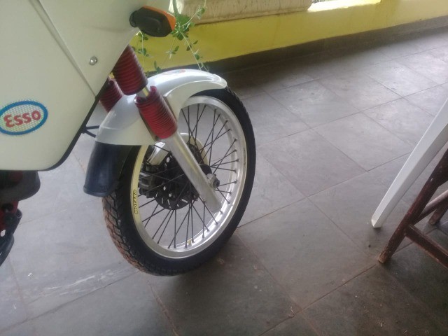 MOTO YAMAHA TENERE 600