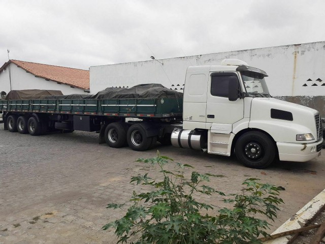 VOLVO NH380 2005 CONJUNTO