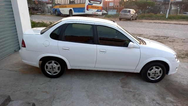 CORSA SEDAN ANO 2015