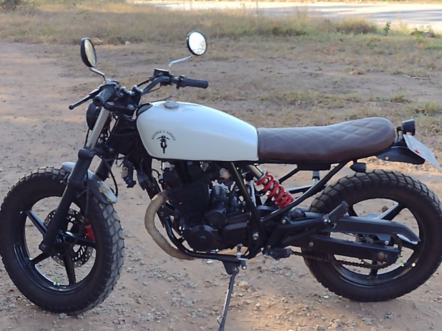 MOTO CUSTOMIZADA