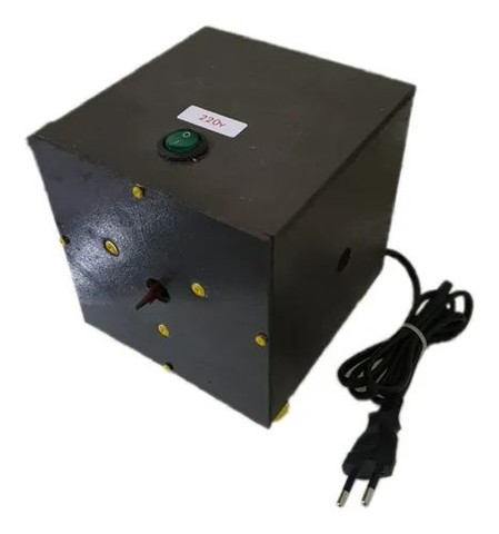 <br>Maquina De Fazer Chinelos Profissional 13 Facas 8 Toneladas<br><br><br><br> - Foto 2