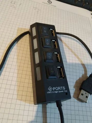 Hub USB com chave individual 