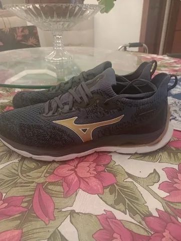 Mizuno wave 