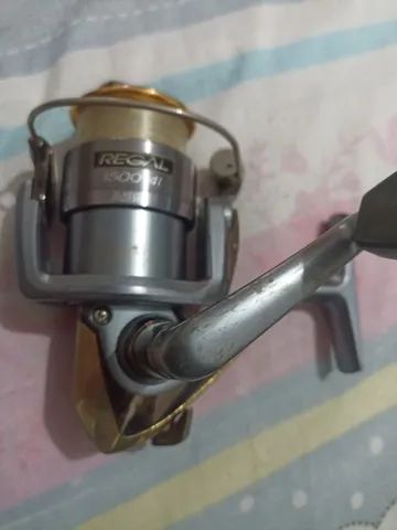 Molinete Daiwa Regal 1500-4i - Foto 3