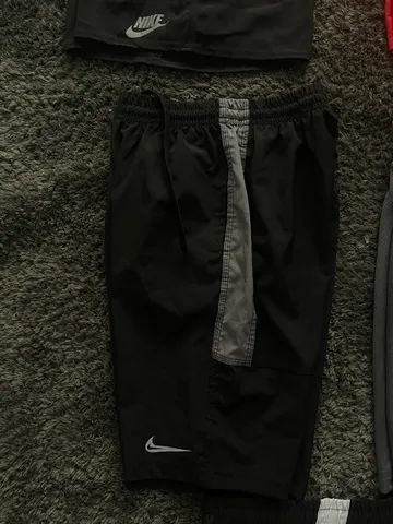 Shorts nike hotsell com bolso