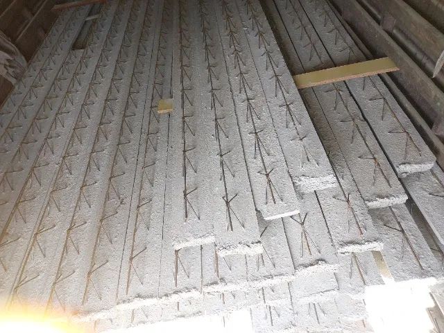 Laje treliçada de isopor ou tijolos - Foto 4