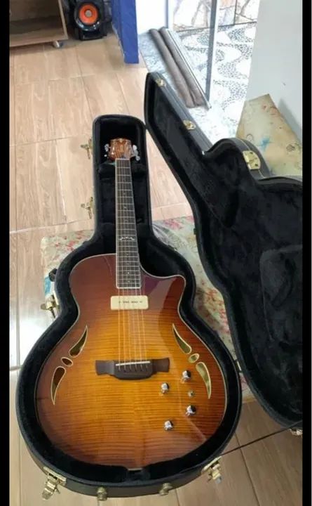 Crafter sat com  com case e elétrica  original nova 