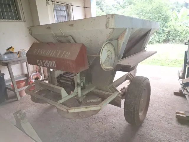 Distribuidora de fertilizantes Maschietto Ca 2500 Usado - Foto 4