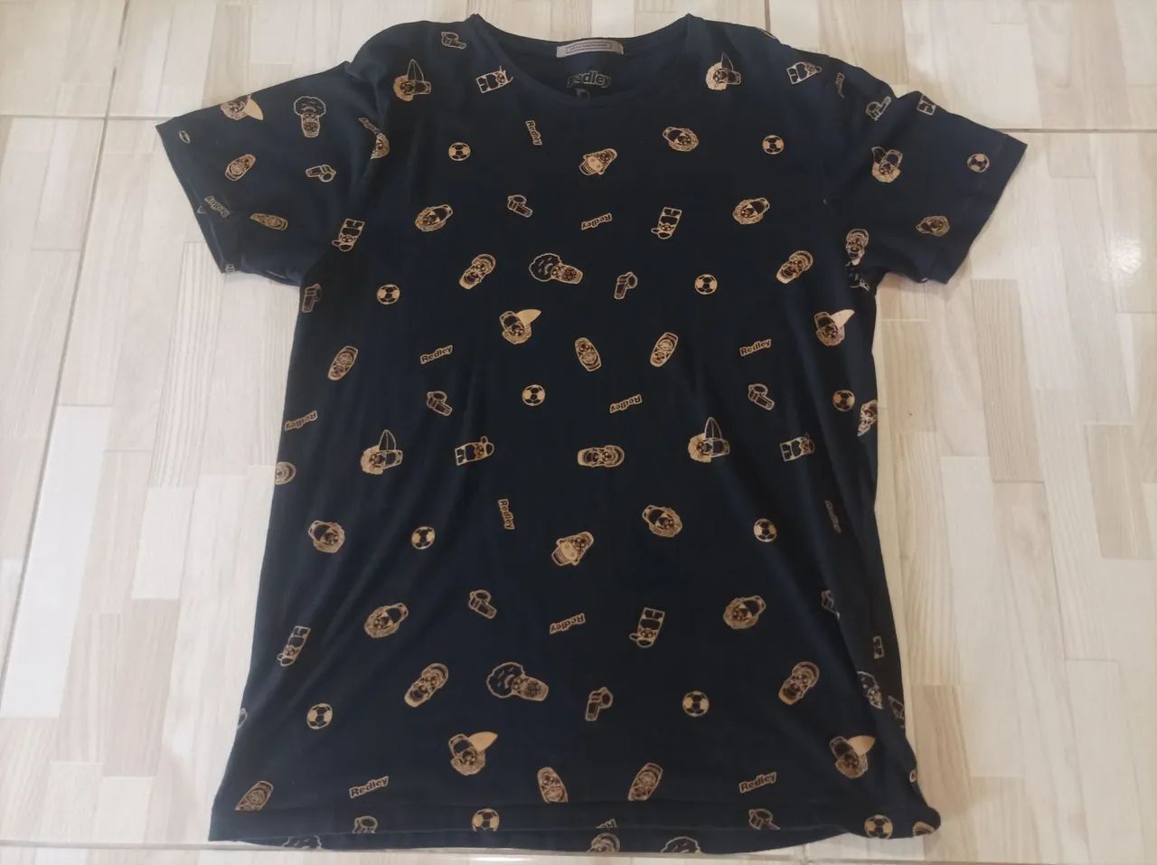 Camiseta Redley Preta com Estampa - Foto 5
