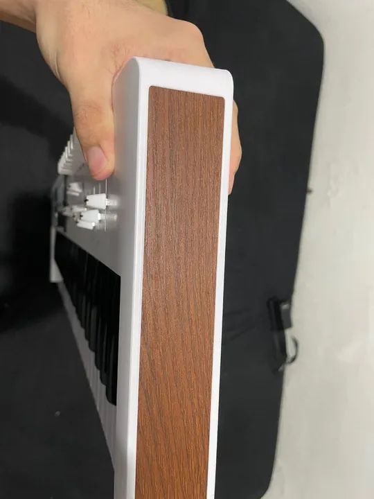 Teclado Controlador Arturia Keylab Essentials 61 Teclad - Foto 2