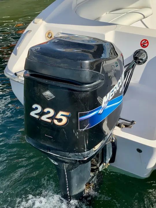 Lancha Magna 260 com Motor Mercury 225Hp Optimax - Foto 3