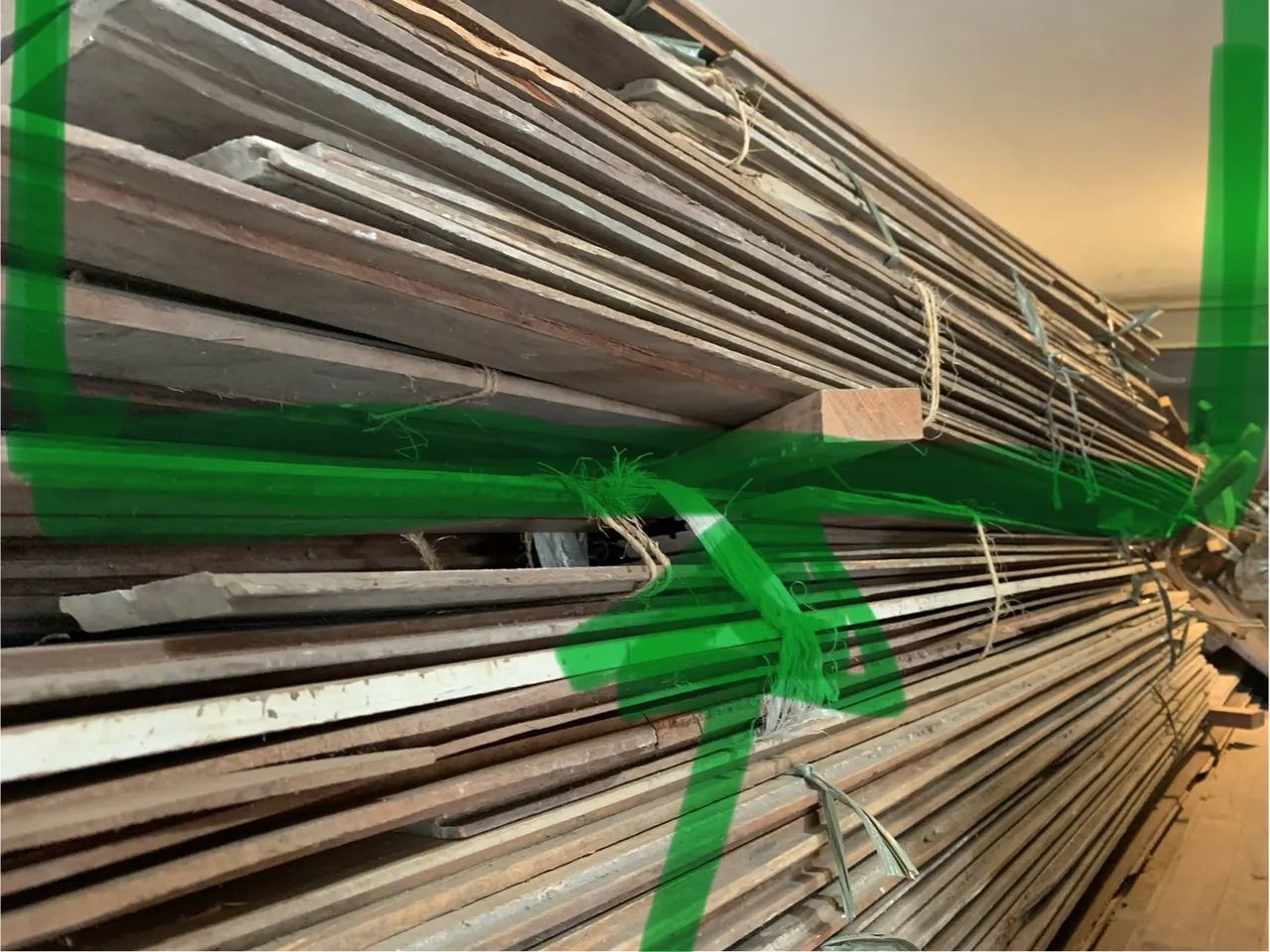 Lote Assoalho e lambri demolição Peroba do Campo anos 70 - Foto 4