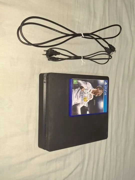 PS4 SLIM PRETO 1TB USADO, CABO HDMI, CABO FORÇA + 1 JOGO DE BRINDE (FIFA18) - Foto 5