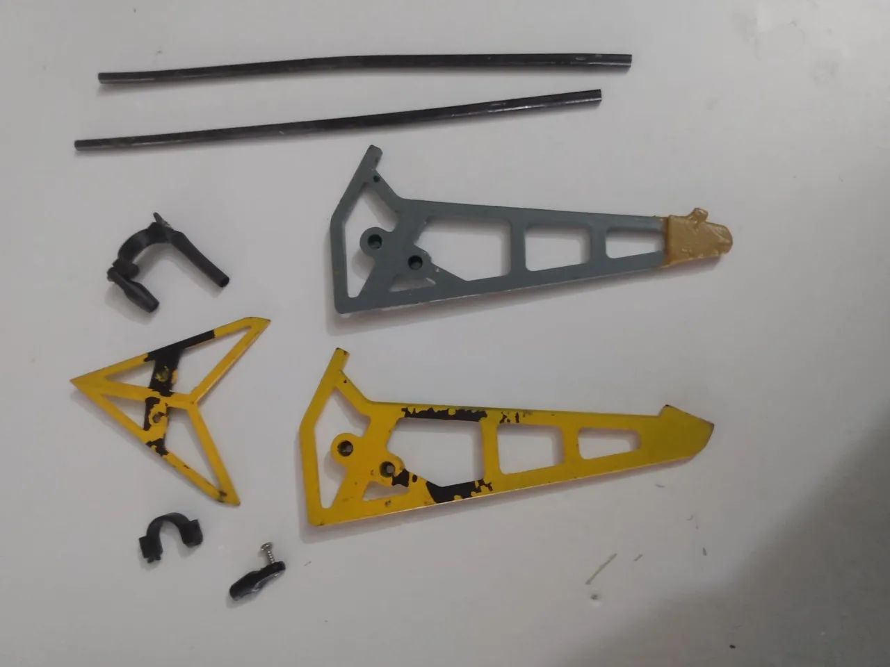 Kit com 8 peças Helicopetero v913