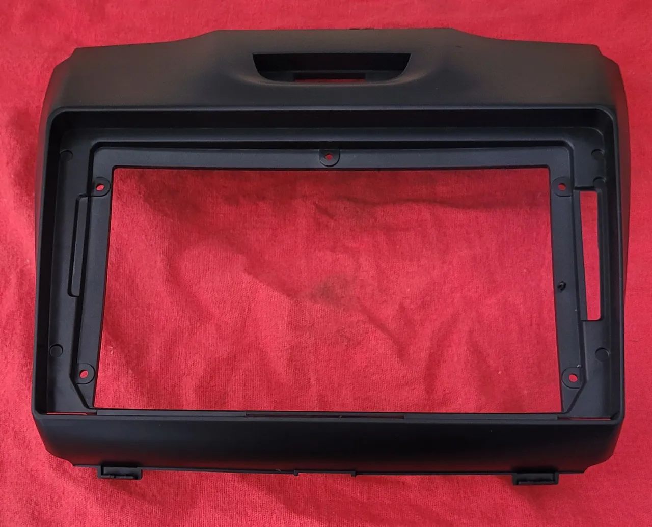 Moldura Para mp5 de 9"da S10 até 2016