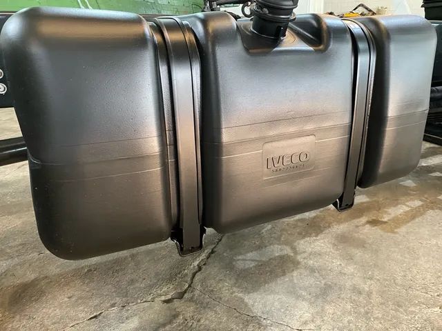 Caminhão Iveco Tector 240e30, ano 2019 Bitrukc - Foto 5