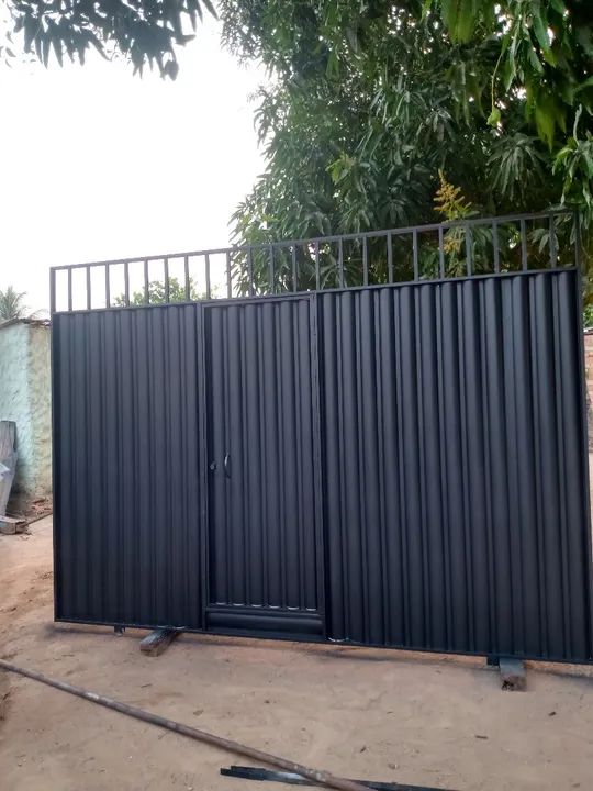 Portão de Ferro - Novo 2.50 de altura por 3.250 de comprimento tem ele pronto para  - Foto 4