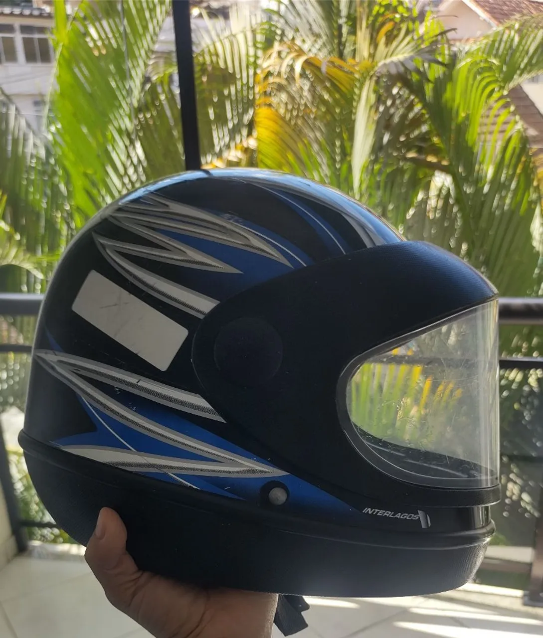 Capacete de Moto Azul e Preto Interlagos