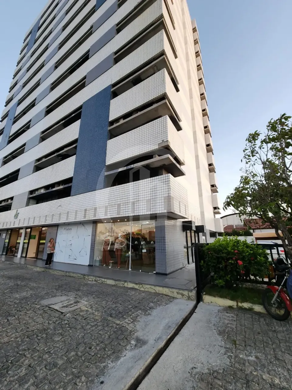 Sala Comercial à Venda no Centro Médico Luiz Cunha 52m² | Bairro Jardins