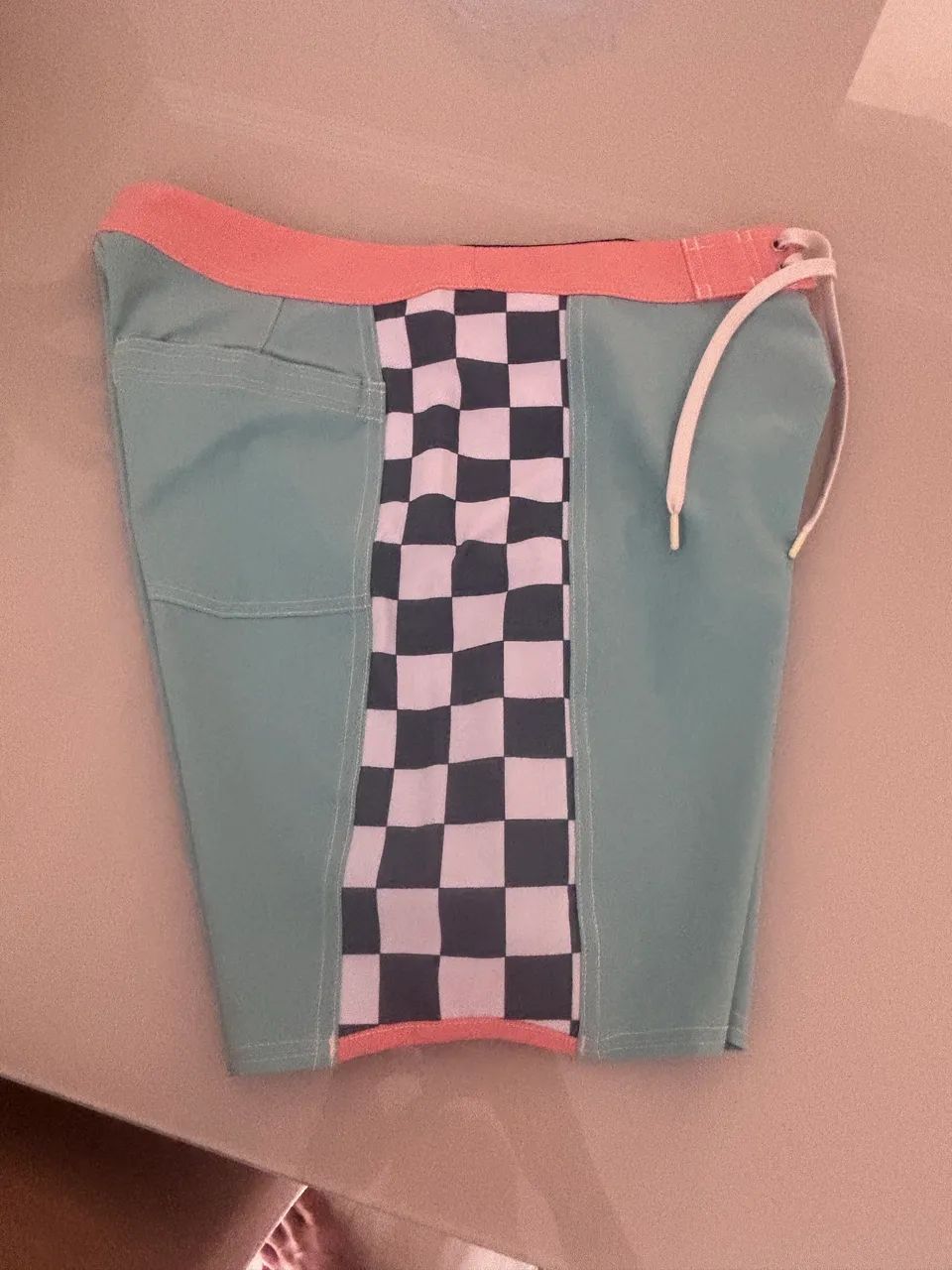 Bermuda Quiksilver importada  - Foto 3