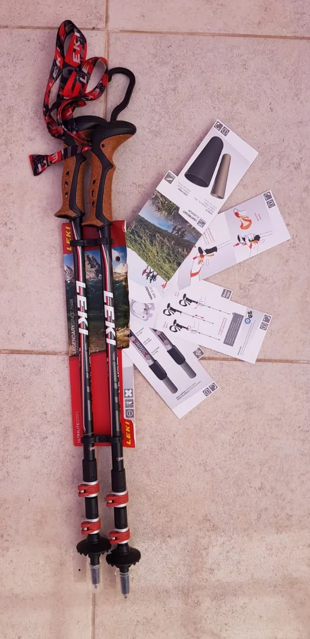 LEKI Bastões de trekking Ultratrail .One Carbon dobráveis e leves para caminhadas etc.