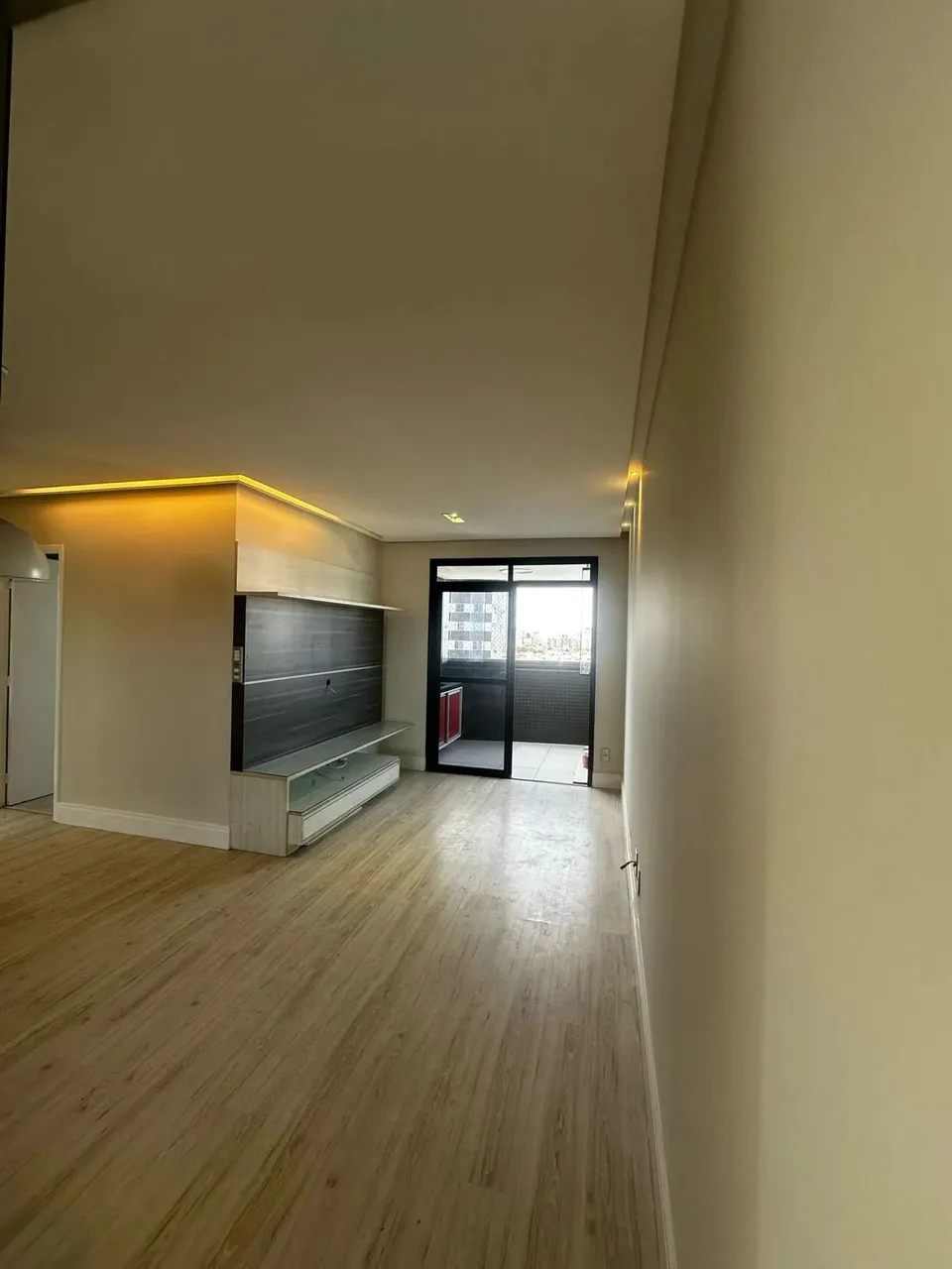 Apartamento Padrão com 80m² ,3 quartos ,1 suites ,3 banheiros ,1 vagas , Grageru, Grageru 