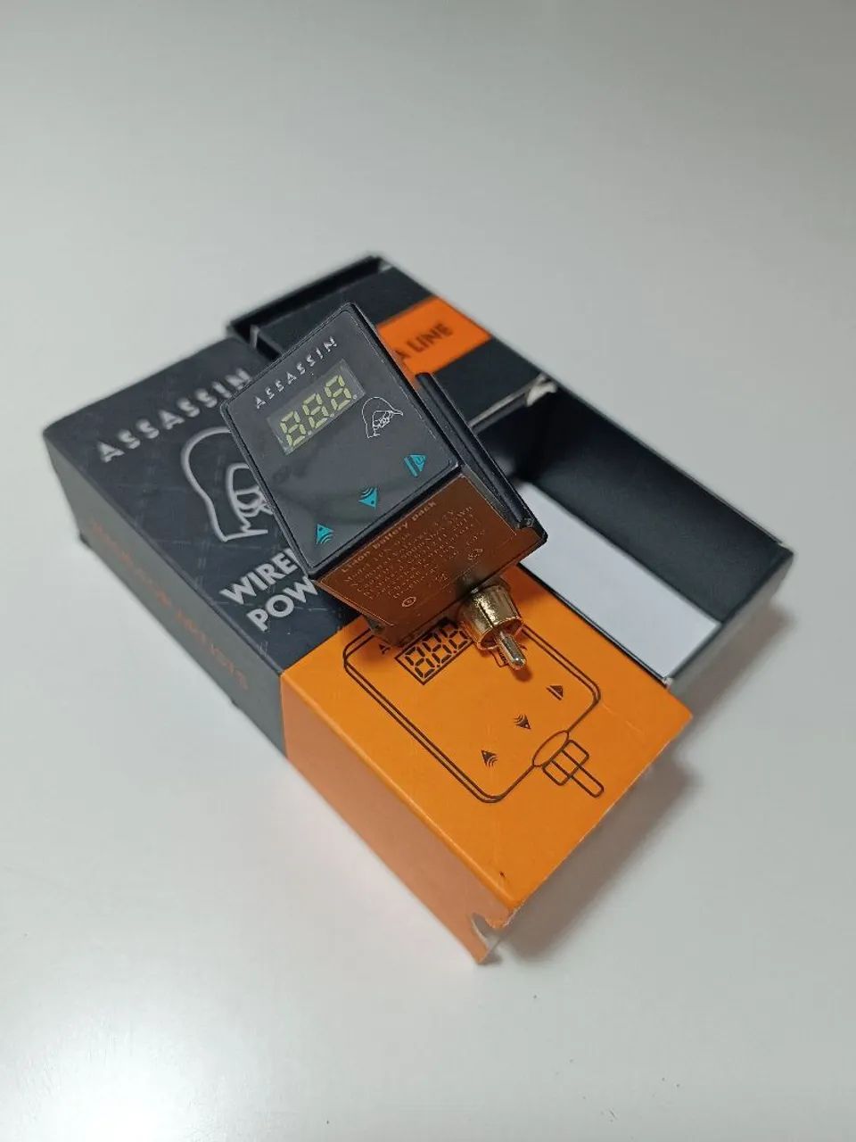 Fonte Portátil lara Tattoo (Assassin)