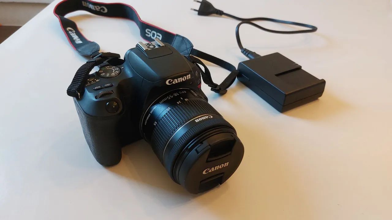 Câmera Canon EOS SL2 + Lente em ótimo estado + 2 baterias + carregador - Foto 2