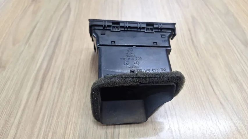 Difusor Ar Esquerdo Jetta - Foto 3
