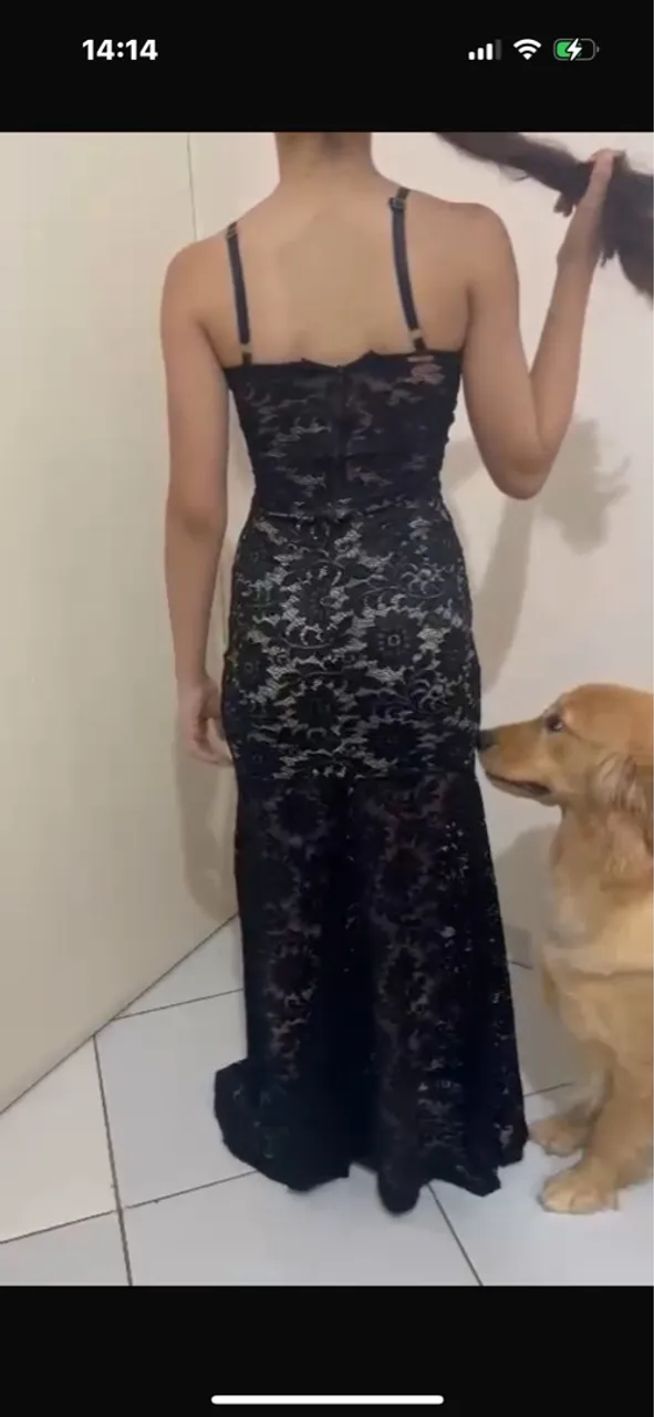 Vestido de festa preto com renda