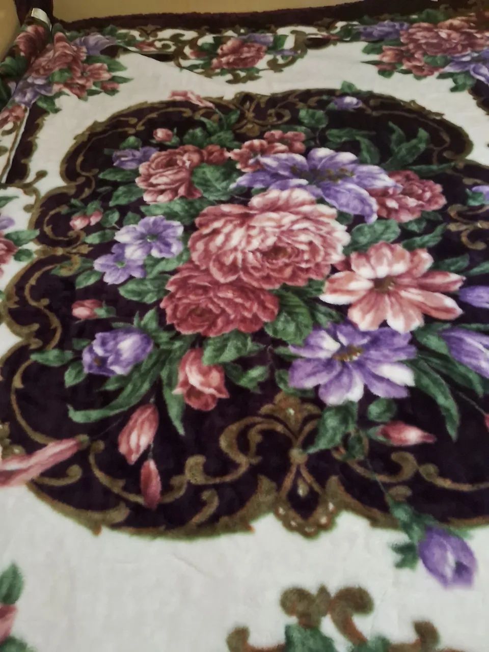 Cobertor Floral Luxuoso