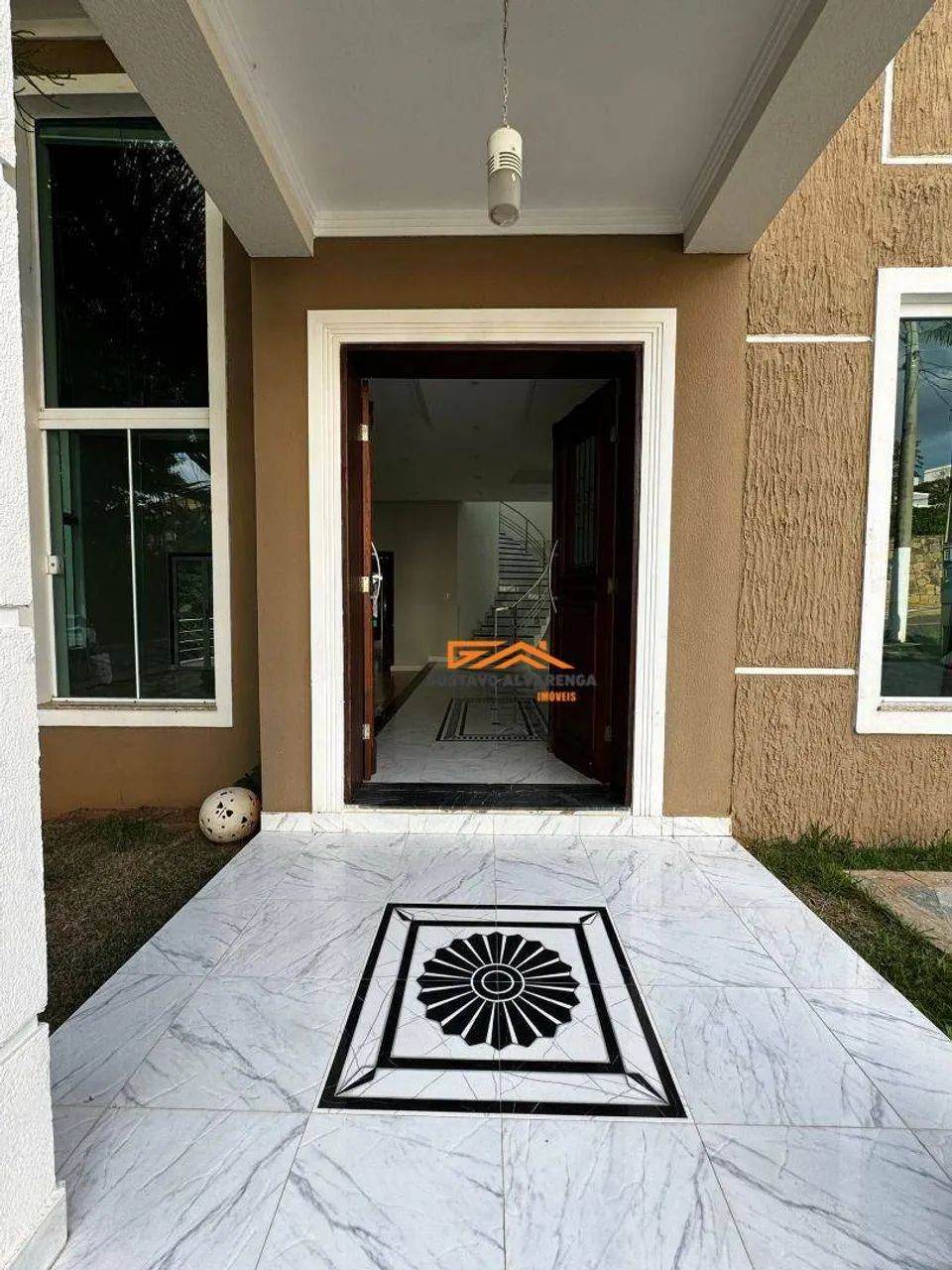 Casa com 5 Suítes 447 m² - venda por R$ 3.000.000 ou aluguel por R$ 15.392/mês - Vila Mari - Foto 4