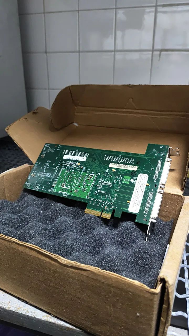 Placa SCSI ATTO ultra320 2 canais  - Foto 4