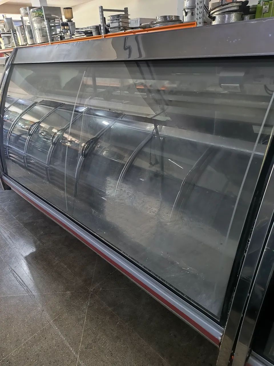 Balcão de Açougue Inox 2mts Bandejas Refrimate Ótimo Estado - Foto 4