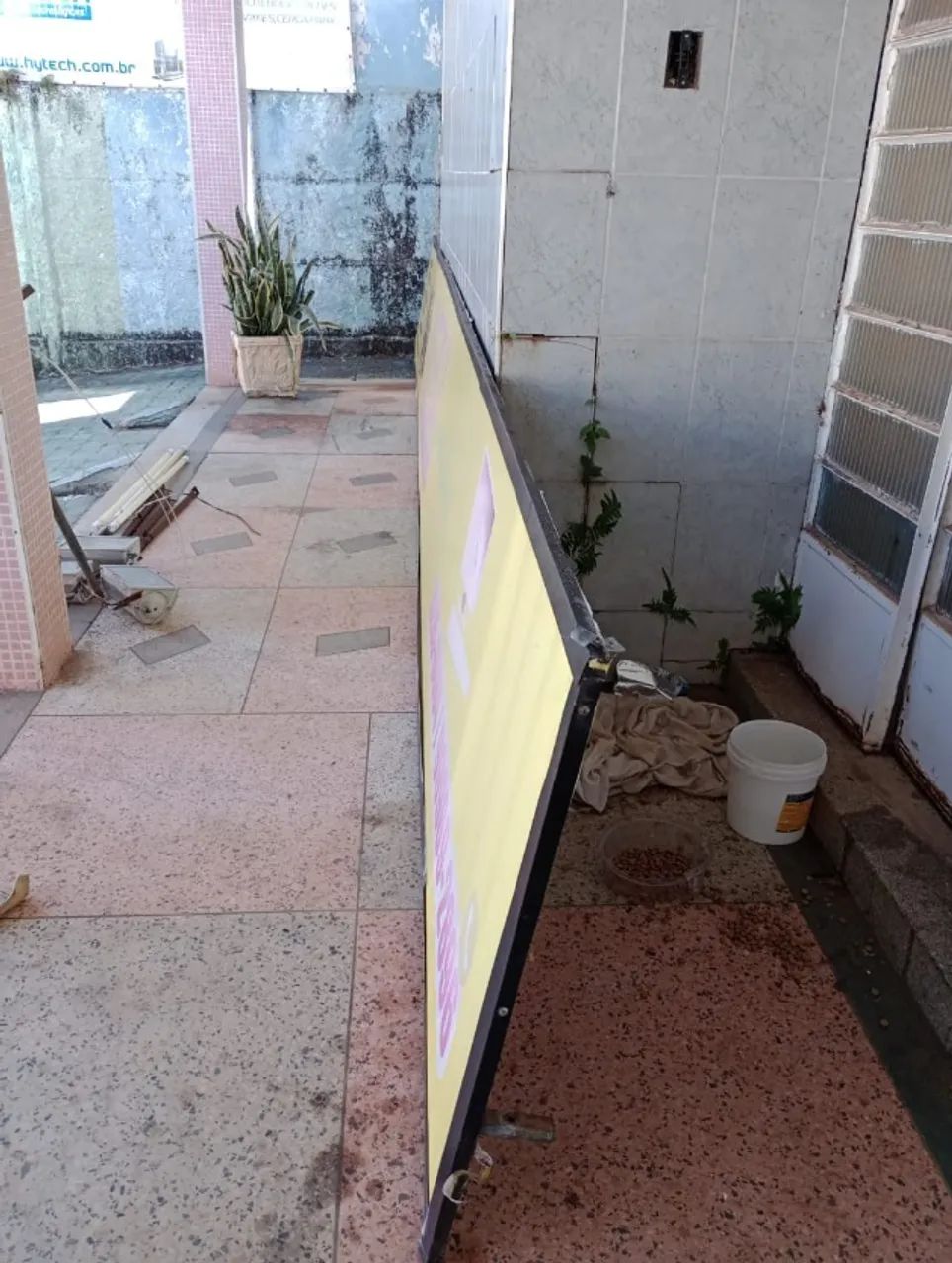 Estrutura para fachada para propaganda 7,44 X 0,84 - Foto 2