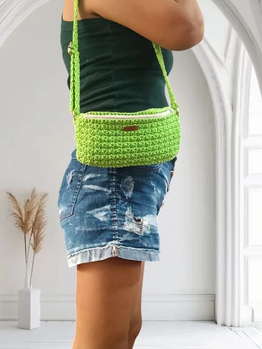 Bolsa de ombro verde em crochê pochete femenino  - Foto 2