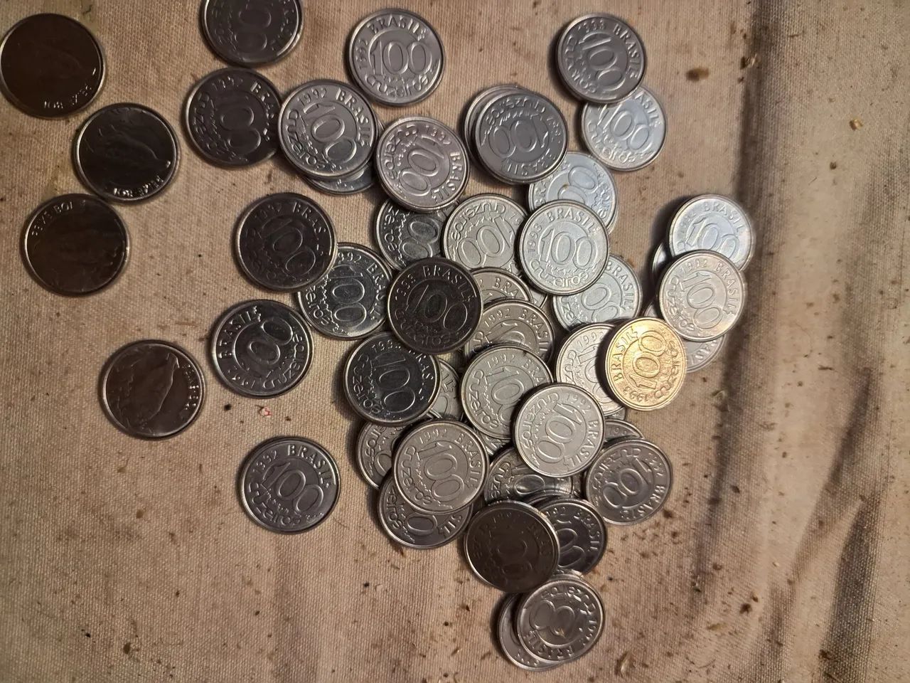 Lote de moedas antiga. 500 centavos  - Foto 2