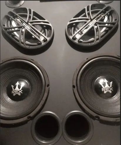 Caixa de Som Bob Alta Potência.