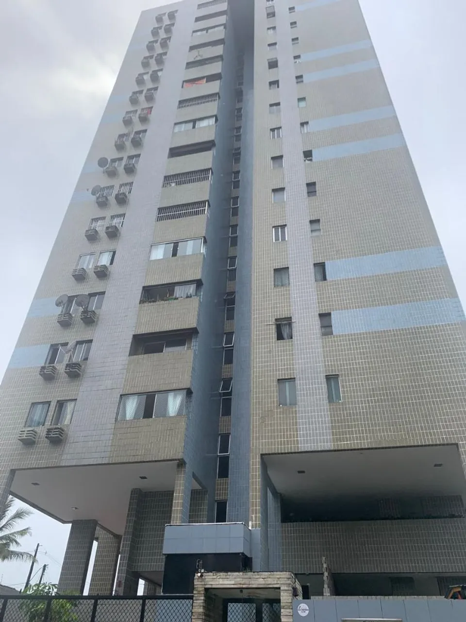 Apartamento amplo e com excelente localização