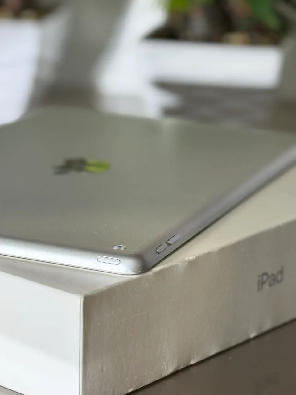 iPad Geração 9 - 64Gb - Estado de zero