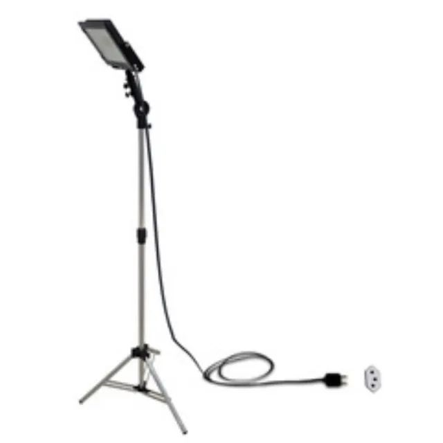 Par Tripé Reclinável C/ Holofote 50w  Refletor Iluminação Led - Foto 2