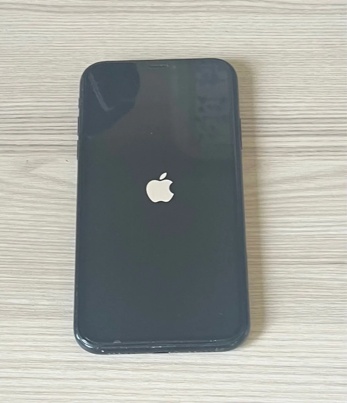 iPhone XR 128GB (?bateria 79%)