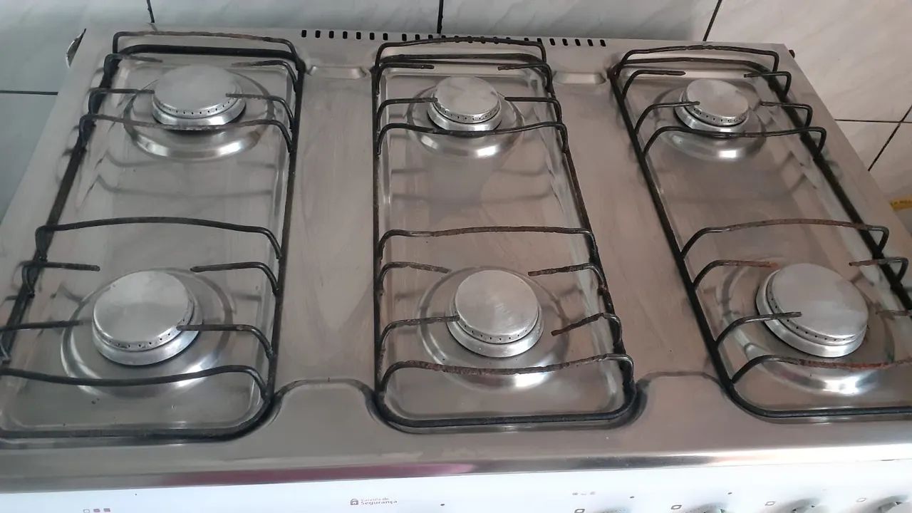 Vendo fogão 6 bocas 